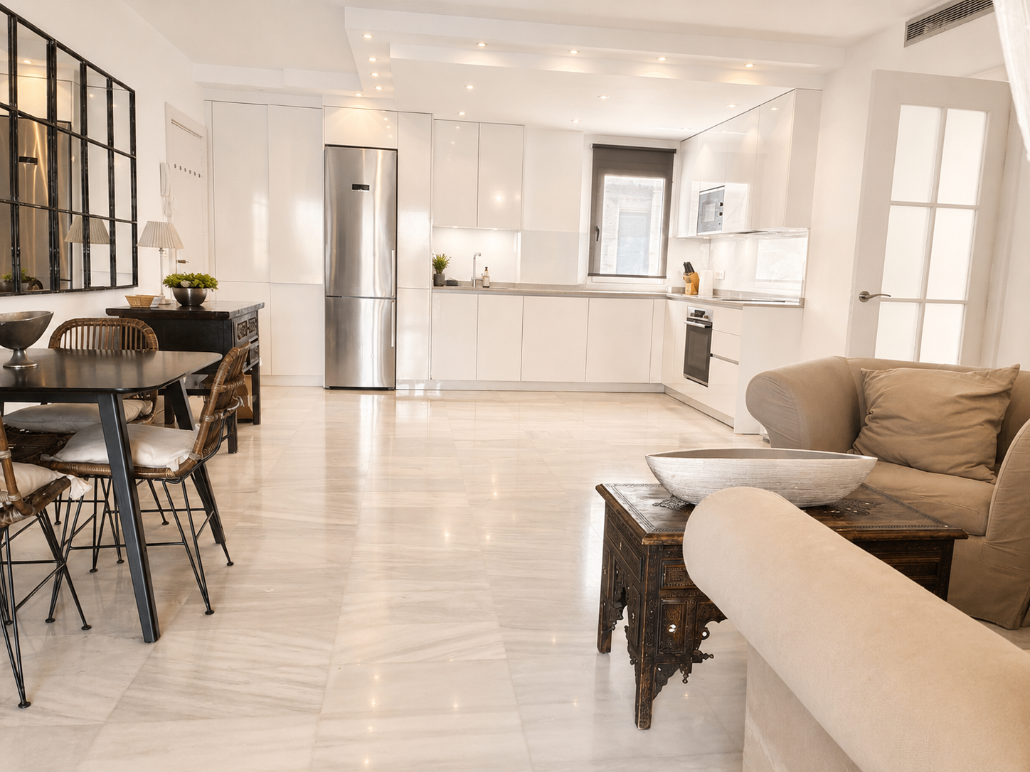 Apartamento en Puerto Banús con playa y piscina
